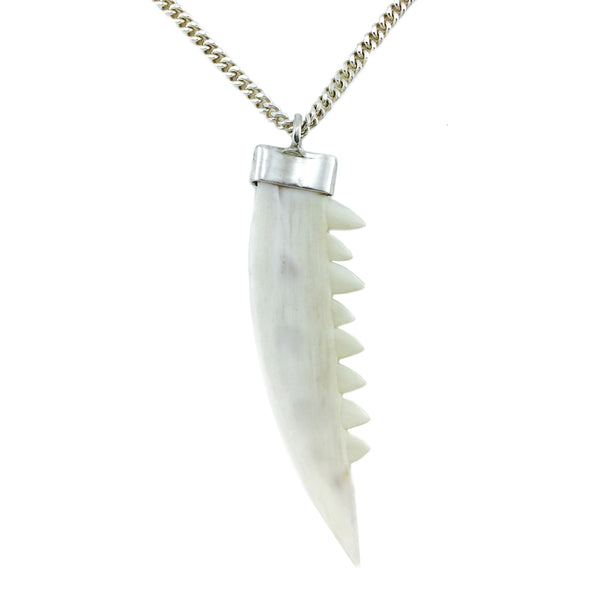N/S JAW NECKLACE